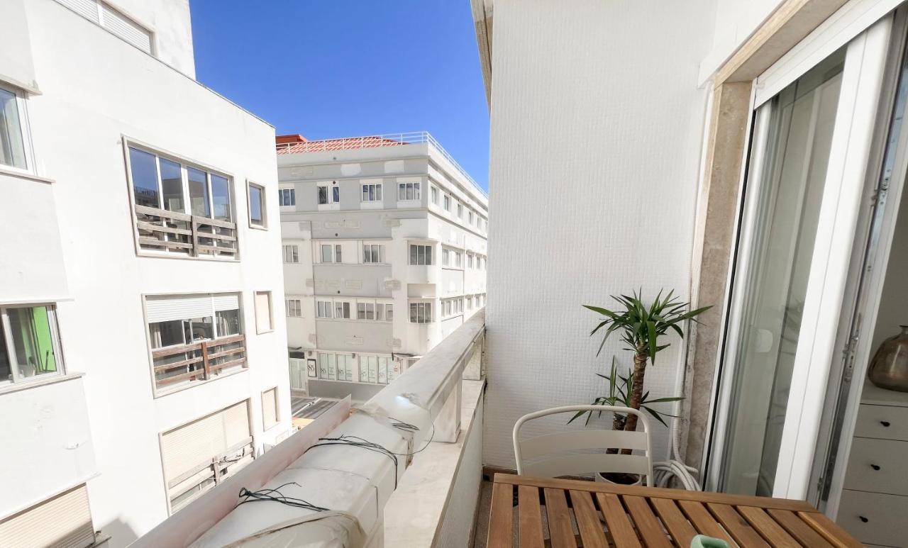 Апартаменты Capitao Ribeiro Surf House Кошта-да-Капарика Экстерьер фото